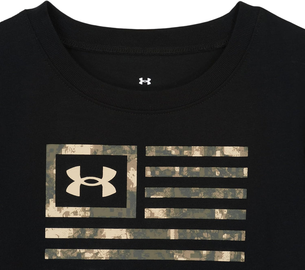 Under Armour Boys' 2-Piece Short Sleeve Tee and Pants, Outdoor Collection
